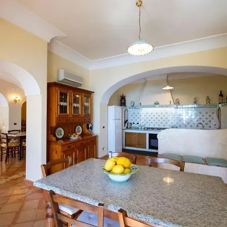Apartment Huge Splendid View In