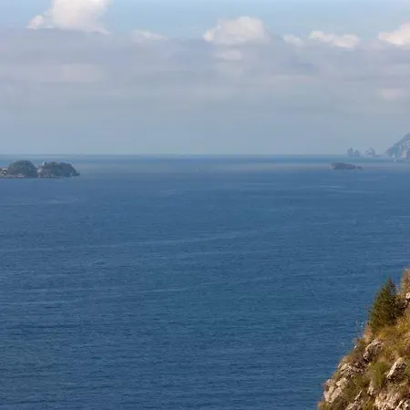 Apartment Huge Splendid View In Positano